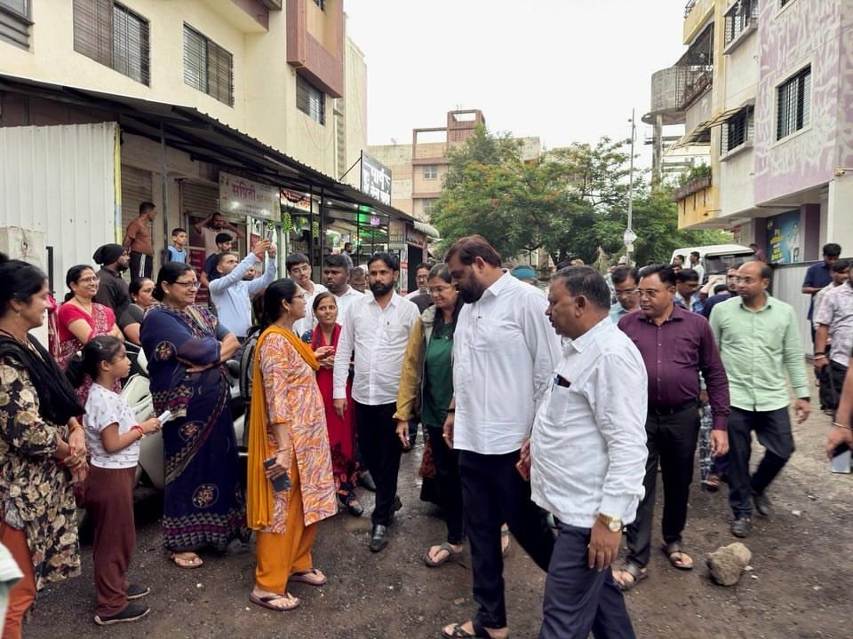 नागरिकांशी थेट संवाद